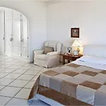 فندق مبيت وإفطار Luxury Relais Magdalena Lacco Ameno (Isola d'Ischia)